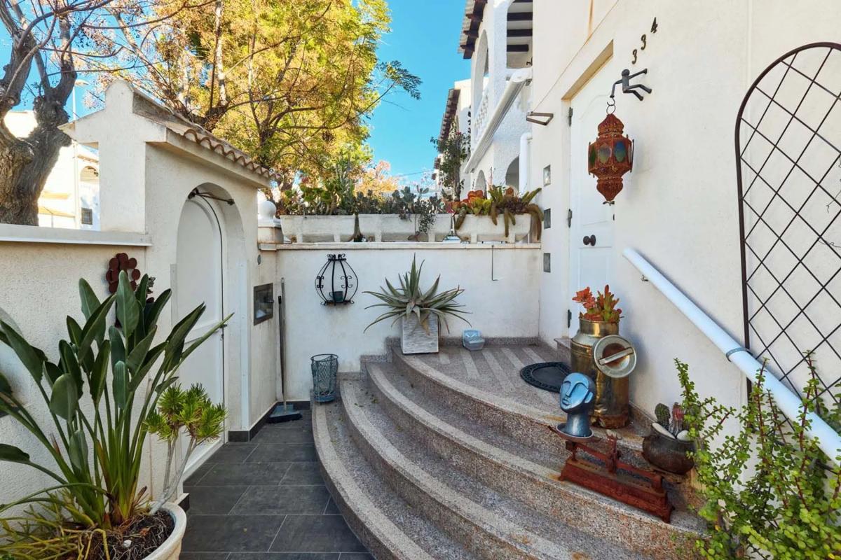 Sale of townhouse in UR MIL P ROMEOS , Pilar de la Horadada photo 1