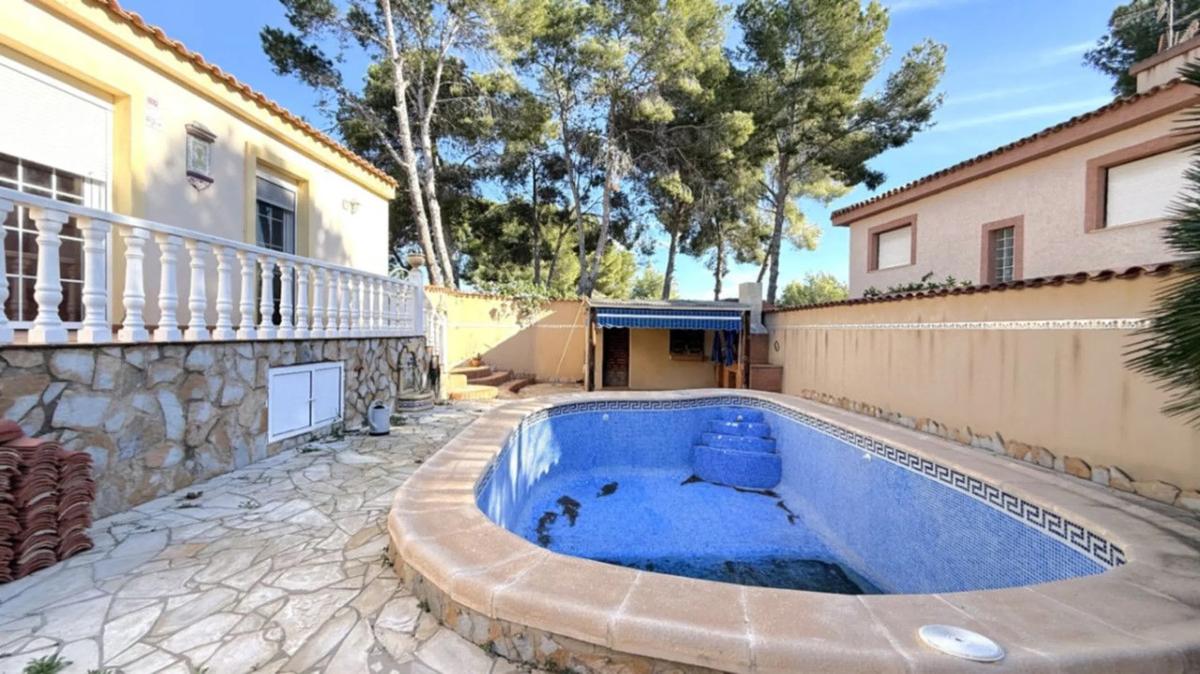 Sale of independent chalet in Zona Pueblo, Pilar de la Horadada
photo 3