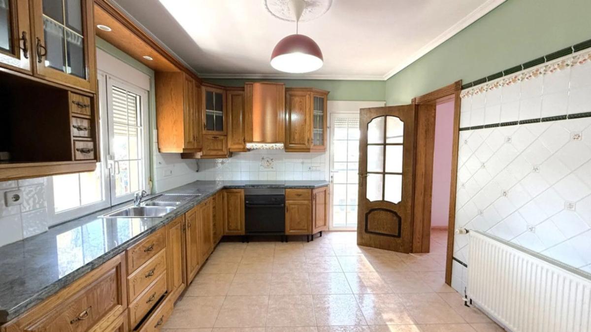 Sale of independent chalet in Zona Pueblo, Pilar de la Horadada
photo 5