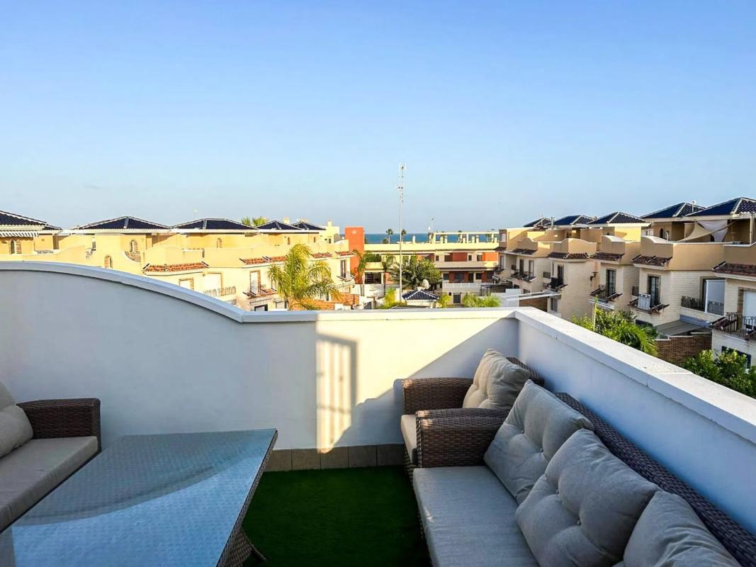 Properties for sale and rent in Spain photo 5