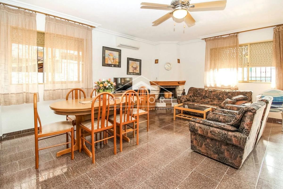 Недвижимость на продажу и в аренду в Испании photo 2