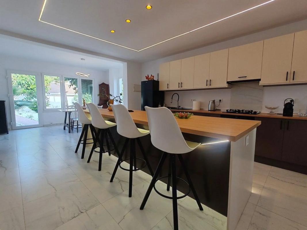 Sale of independent chalet in Calle Abedul, Pilar de la Horadada
 photo 3