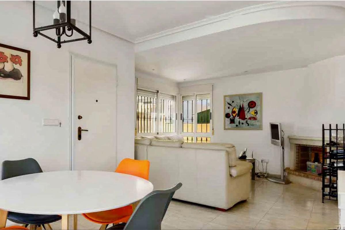 Sale of independent chalet in Zona Pueblo, Pilar de la Horadada
 photo 5