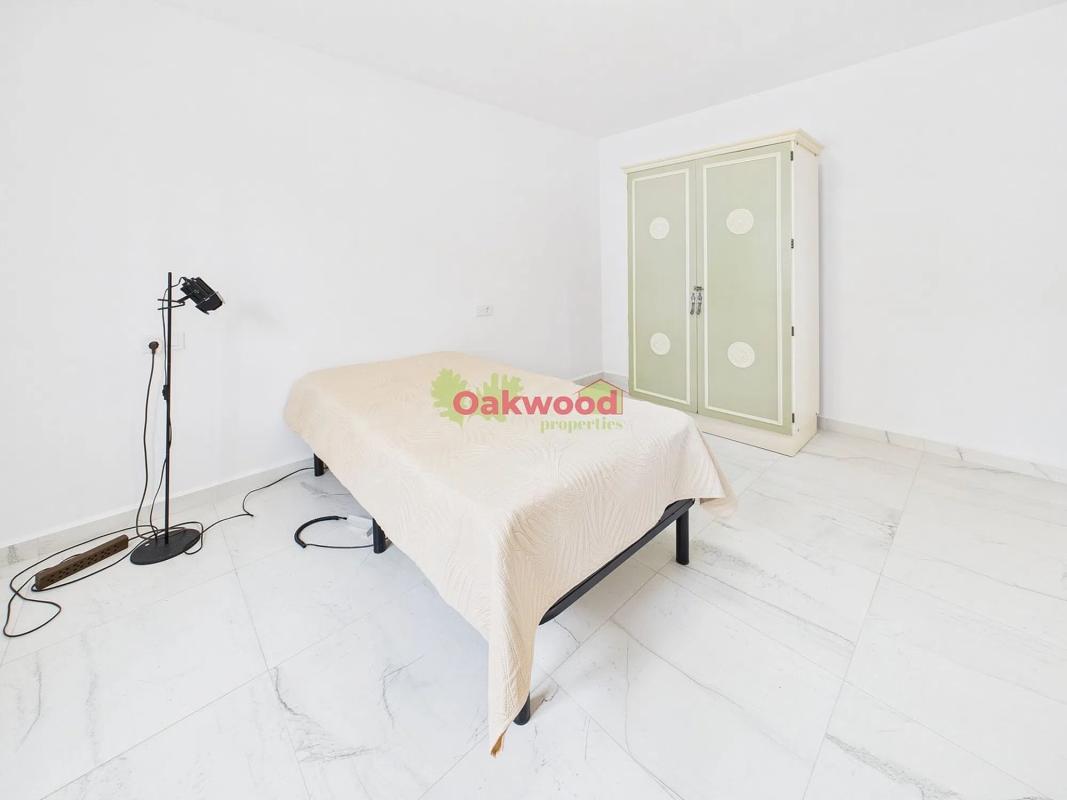 Sale of independent chalet in Calle Abedul, Pilar de la Horadada
photo 1