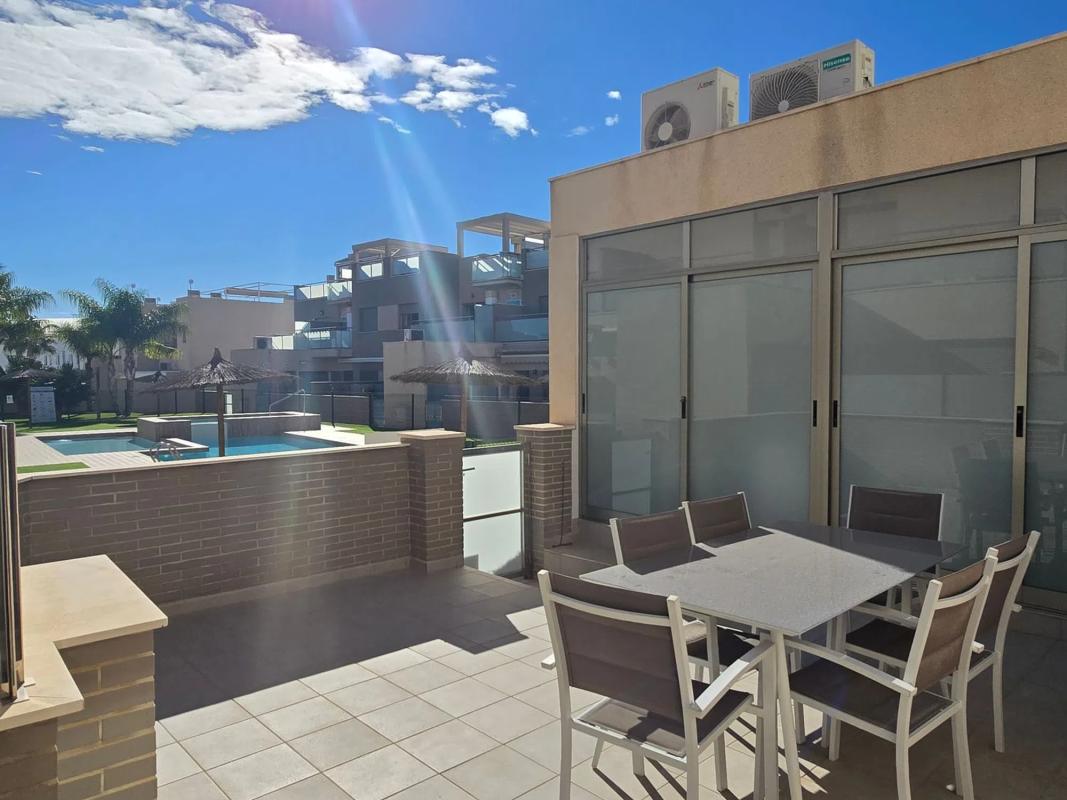 Sale of independent chalet in Calle Parque Antonio Gálvez, 76, Pilar de la Horadada
photo 5