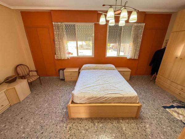 Chalet wolnostojący na sprzedaż w Calle Oscar Espla, Rafał thumbnail 2