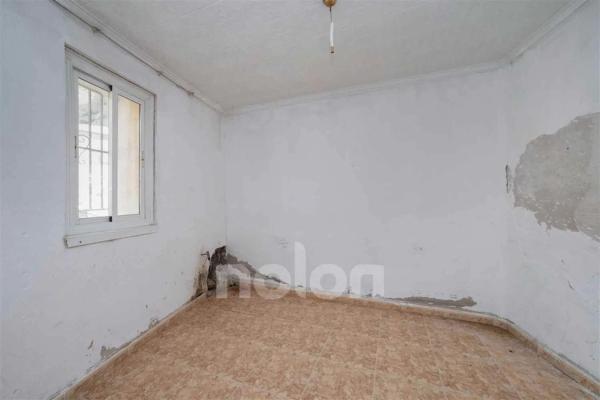 Chalet adosado en venta en Calle Gabriel Miró , Redovan thumbnail 1