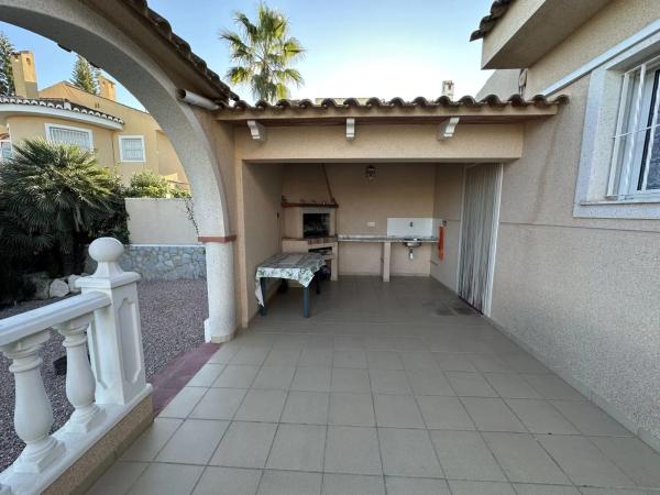 Chalet independiente en venta en Ciudad Quesada, Rojales
thumbnail 1