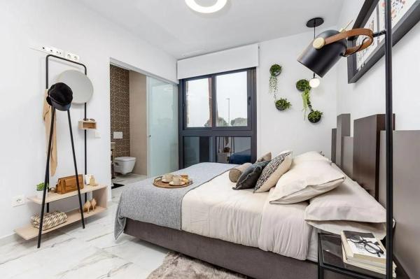 Квартира на продажу на  Calle Gerona, Рохалес photo 3