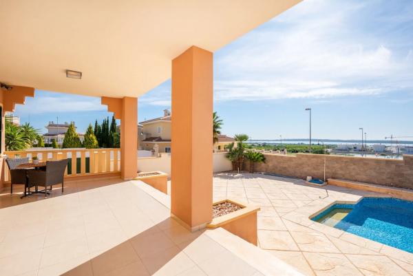 Chalet independiente en venta en Calle Islas Alhucemas, 2, Rojales
thumbnail 2