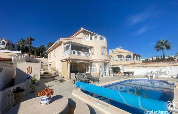 Chalet independiente en venta en Cuidad queasdad, Rojales
thumbnail 2