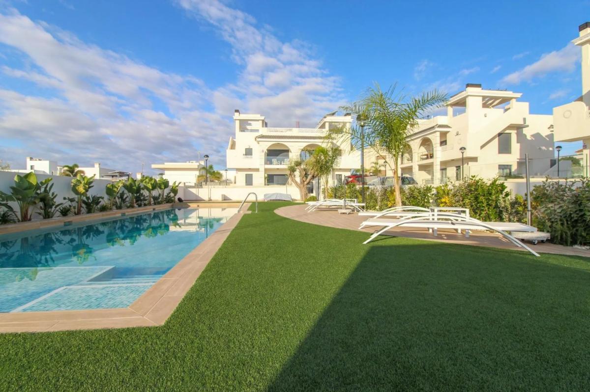 Продажа квартиры на Ciudad Quesada, Рохалес
photo 5