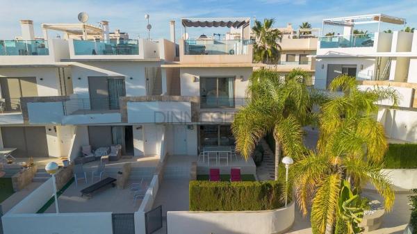 Duplex en venta en Avenida de Almería, Rojales photo 4