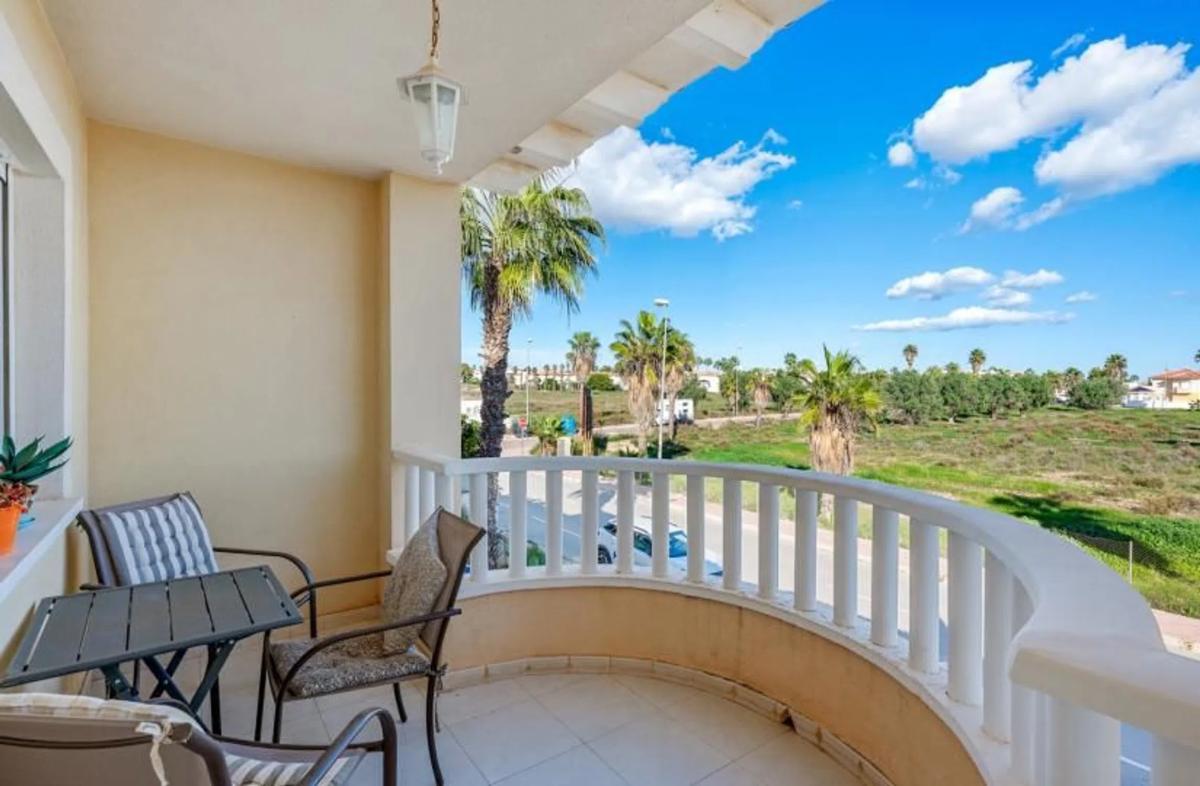 Venta de piso en Ciudad Quesada, Rojales
photo 1