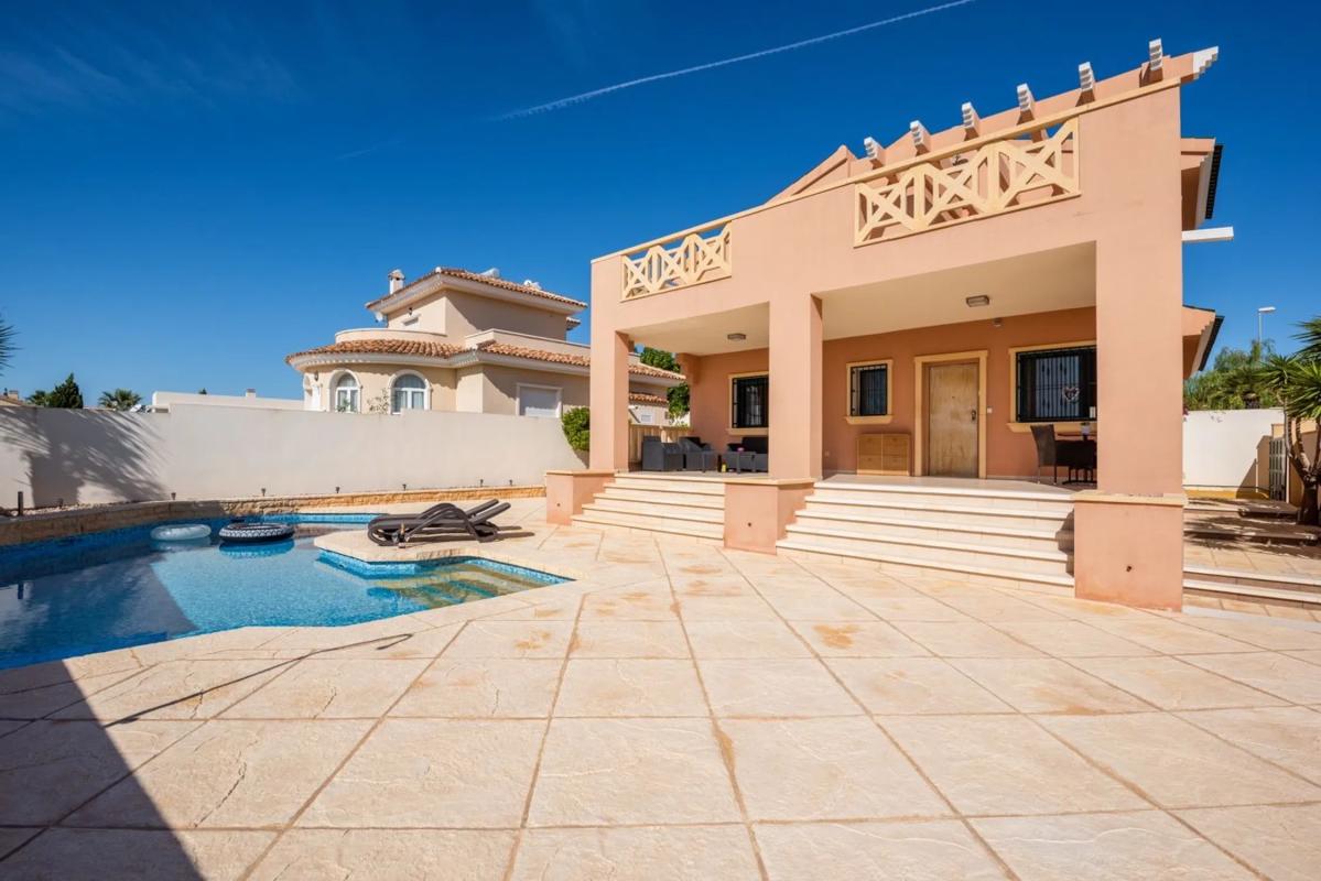 Venta de chalet independiente en Calle Islas Alhucemas, 1, Rojales
photo 2