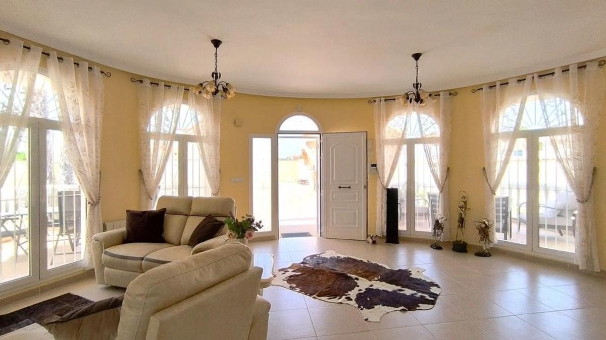 Venta de chalet independiente en Ciudad Quesada, Rojales
photo 2