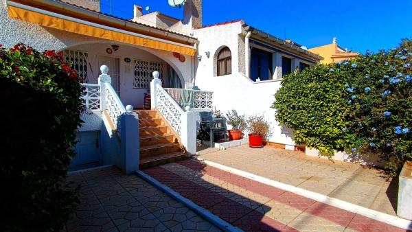 Квартира на продажу на  Ciudad Quesada, Рохалес photo 1
