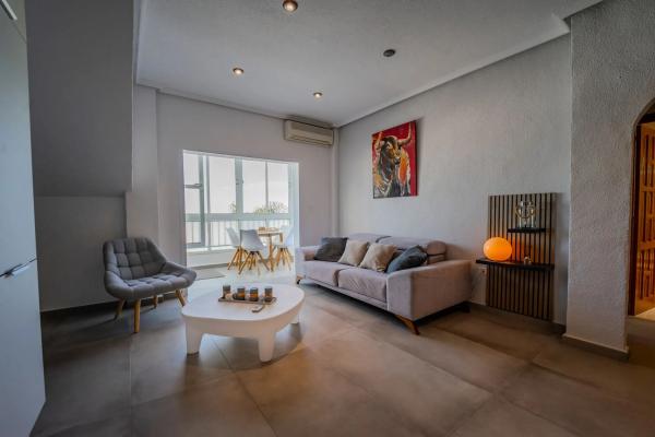 Дуплекс на продажу в Calle Elche, 100, Рохалес photo 1