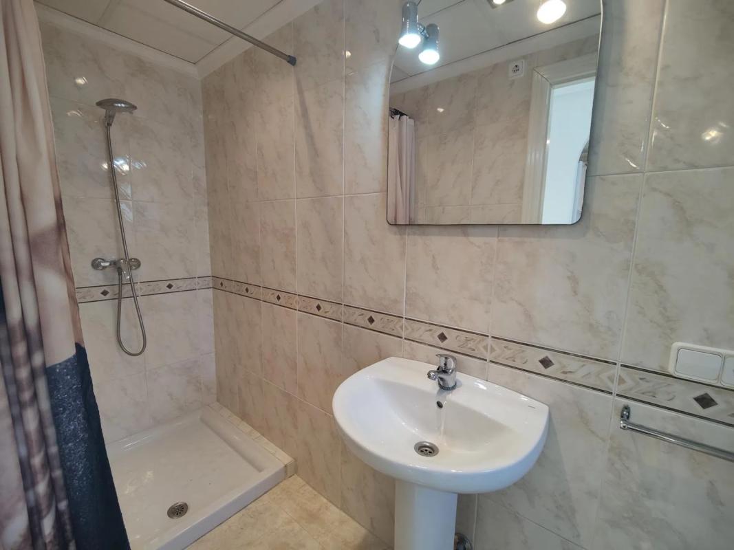 Propiedades en venta y alquiler en España photo 2