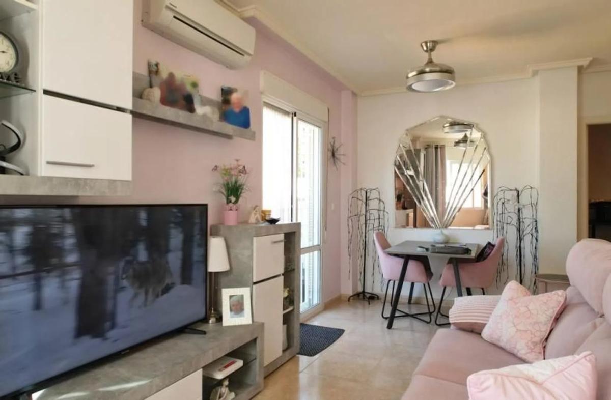 Продажа квартиры на Centro, Рохалес
photo 4