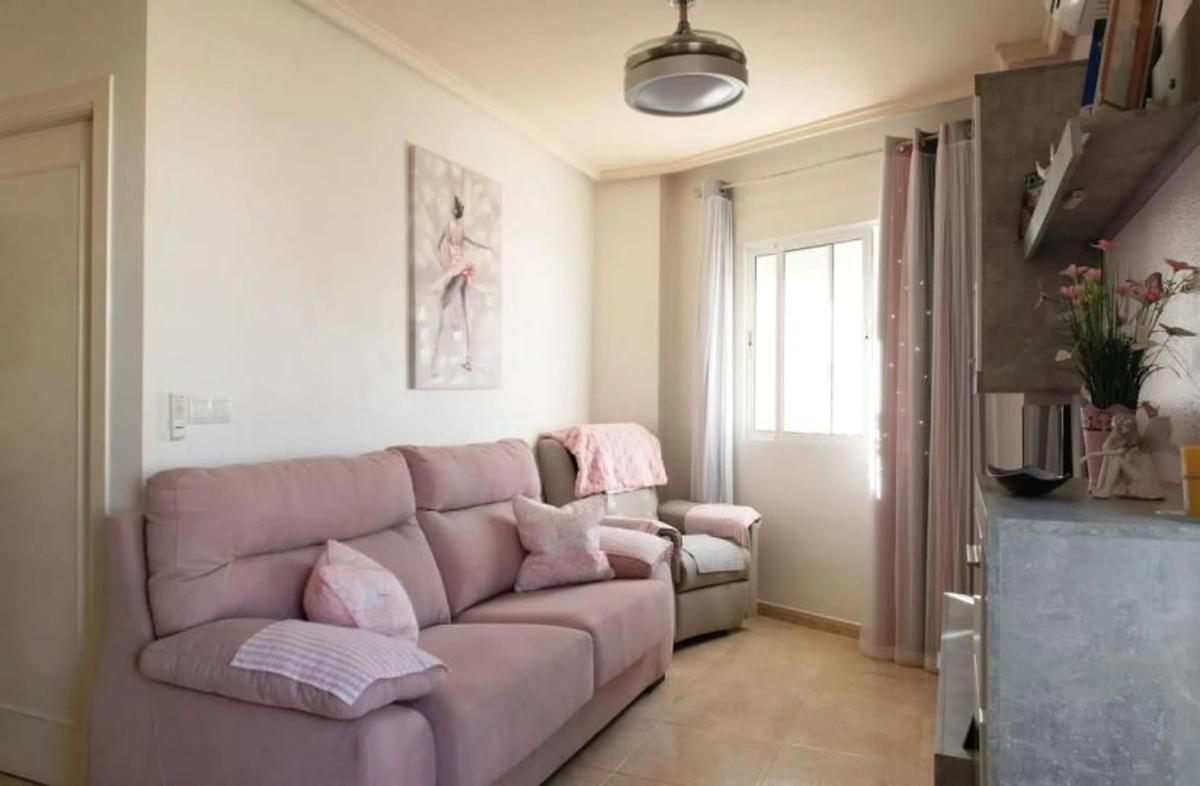 Продажа квартиры на Centro, Рохалес
photo 5