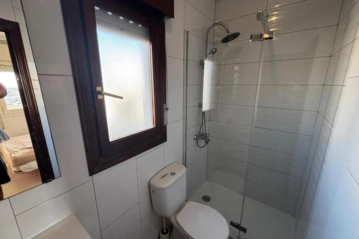 Продажа квартиры на Calle Sierra de Maria, Рохалес
photo 1