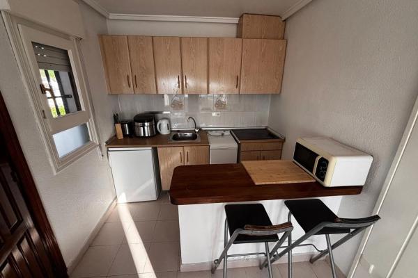 Квартира на продажу на  Calle Sierra de Maria, Рохалес photo 3