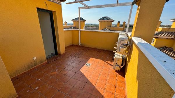 Chalet independiente en venta en Calle Vigo, 32, Rojales
 photo 4