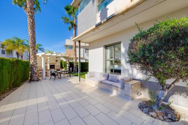Apartment for sale in Avenida de Cadiz, Rojales thumbnail 2