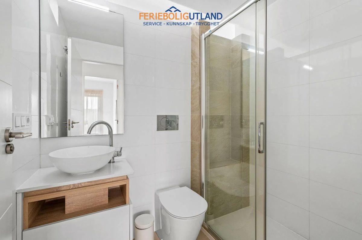 Sale of apartment in Avenida de Málaga, Rojales
photo 4