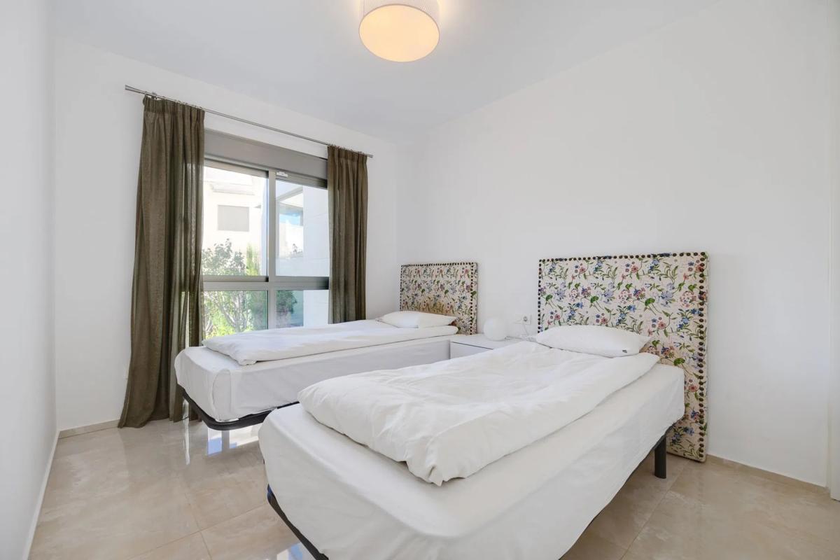 Sale of apartment in Avenida de Cadiz, 50, Rojales
 photo 3