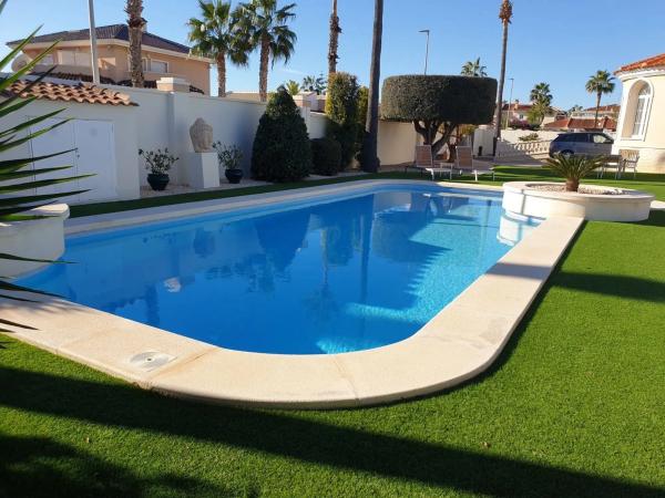 Chalet independiente en venta en Avenida Antonio Quesada, 24, Rojales
 photo 4