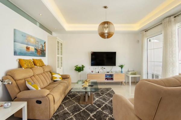 Penthouse for sale at Calle Pamplona N2, 33, Rojales thumbnail 1