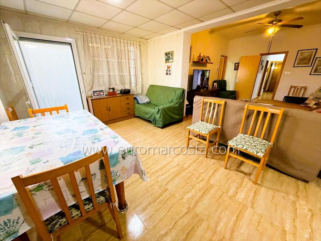 Venta de chalet adosado en  Avenida Guardamar , San Fulgencio photo 3