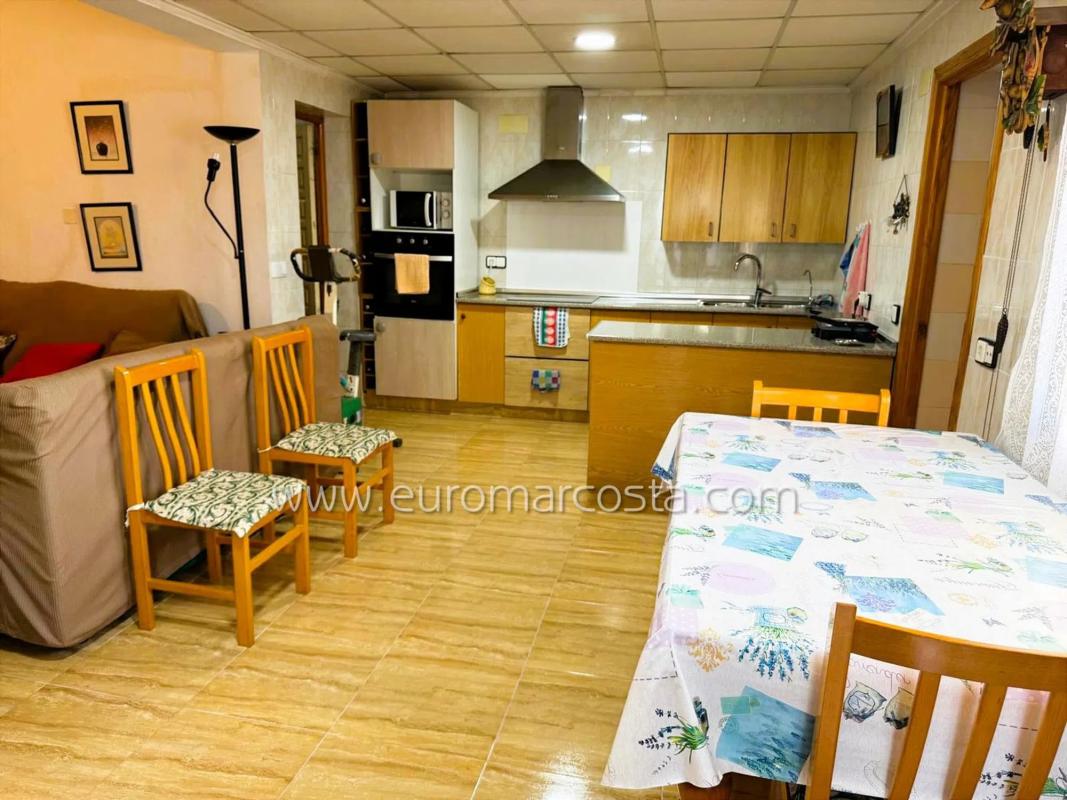 Venta de chalet adosado en  Avenida Guardamar , San Fulgencio photo 5
