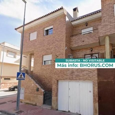 Independent chalet for sale in Avenida de Catral, San Isidro
thumbnail 1