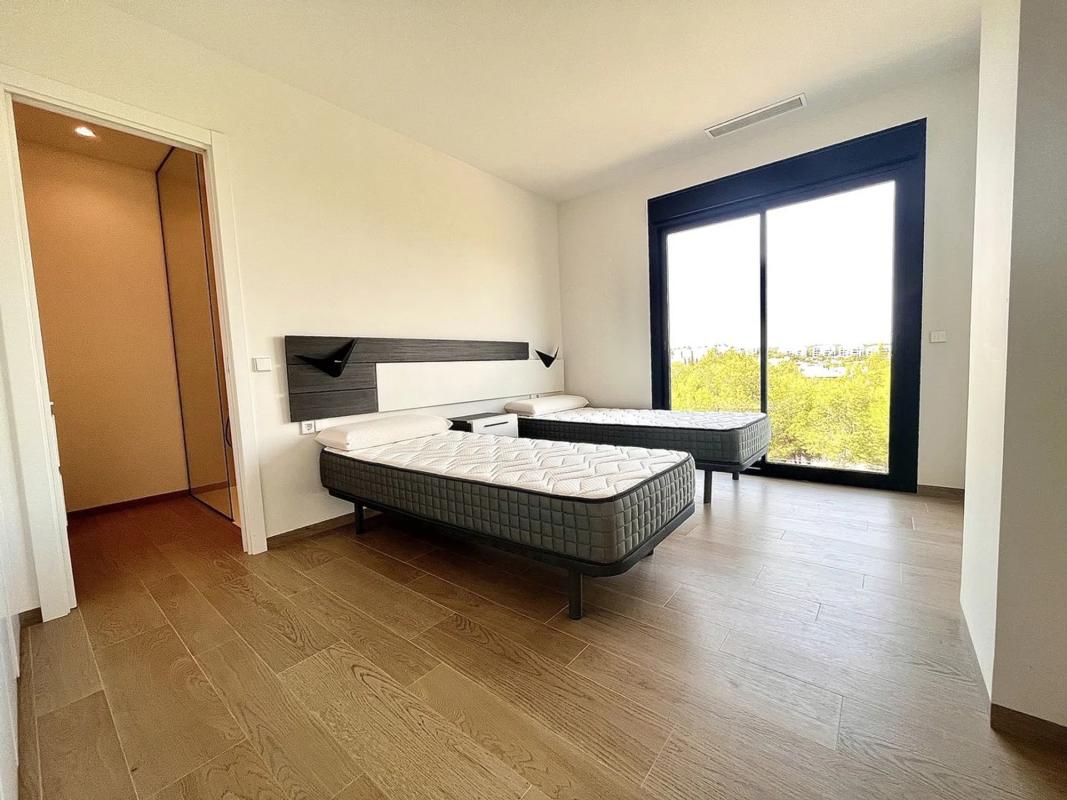 Sale of apartment in The Acequión - The Shipwrecked, Torrevieja
photo 4