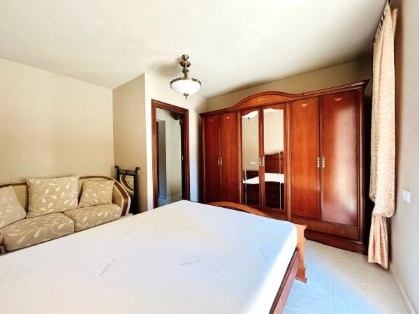 Apartment for sale in Calle San Emigdio, 7, Torrevieja photo 1