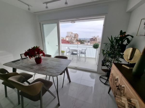 Sale of flat in Calle Maria Parodi, 2, Torrevieja
photo 1