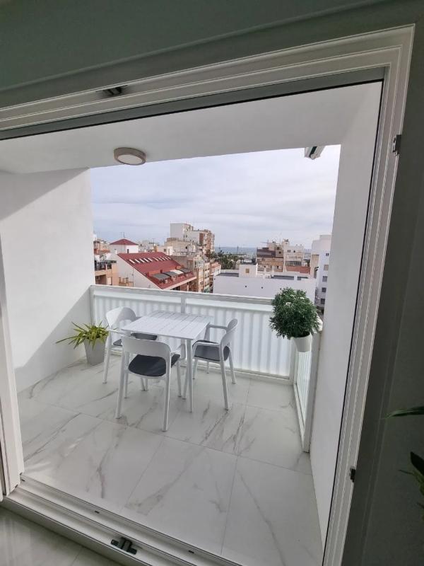 Продажа квартиры на Calle Maria Parodi, 2, Торревьеха
 photo 4