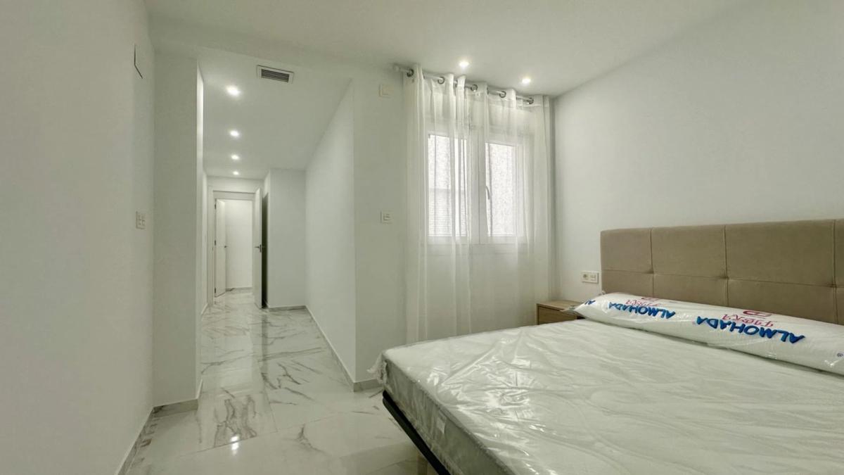 Продажа квартиры на Calle de Orihuela, Торревьеха
 photo 2