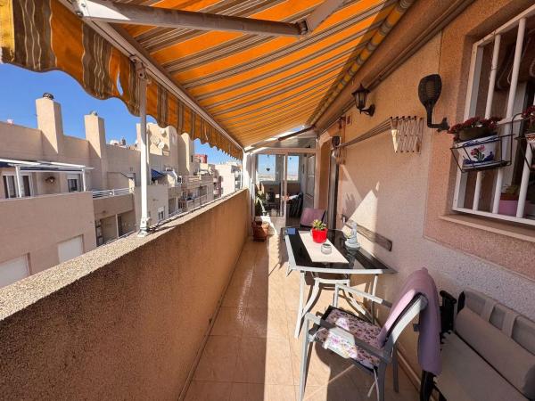 Ático en venta en Barrio Parque de las Naciones, Torrevieja photo 1