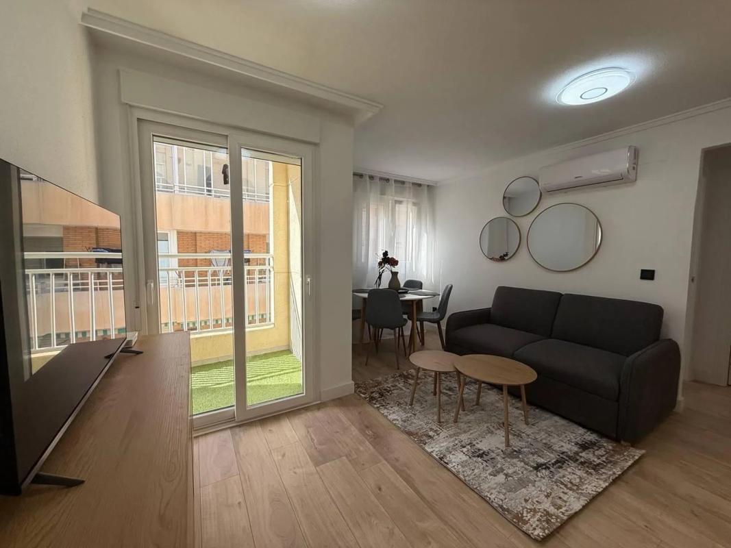 Venta de piso en Barrio Parque de las Naciones, Torrevieja
photo 3