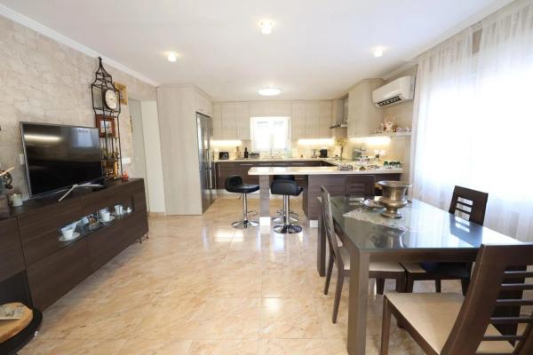 Chalet wolnostojący na sprzedaż w Barrio El Molino, Torrevieja thumbnail 1