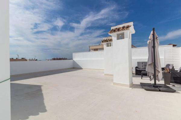 Ático en venta en  Barrio Puerto Deportivo, Torrevieja photo 4