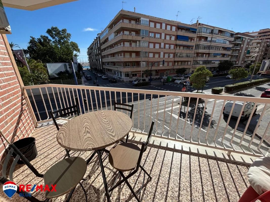 Продажа квартиры на Barrio El Acequión, Торревьеха
photo 1