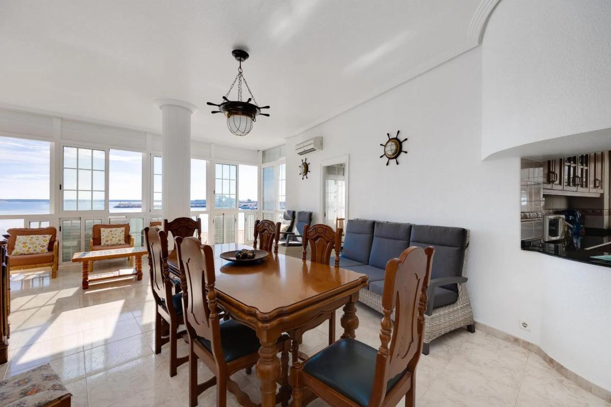 Venta de piso en Barrio El Acequión, Torrevieja
 photo 2