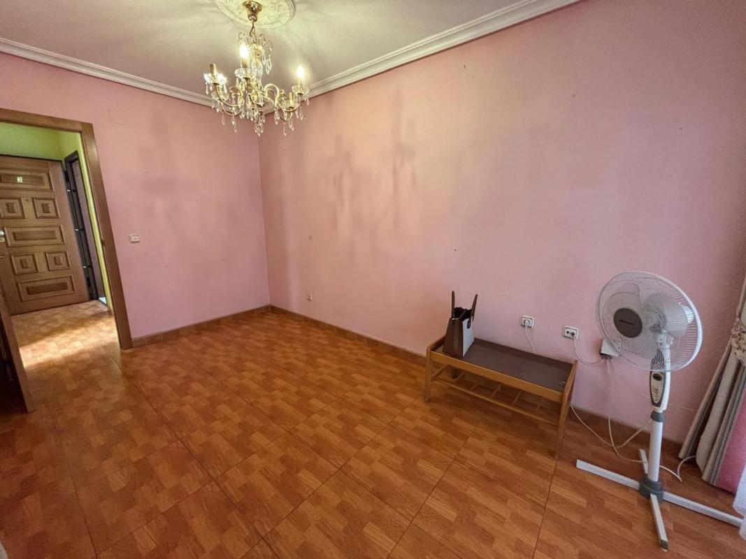 Venta de piso en Calle Vega Baja del Segura, Torrevieja
photo 1