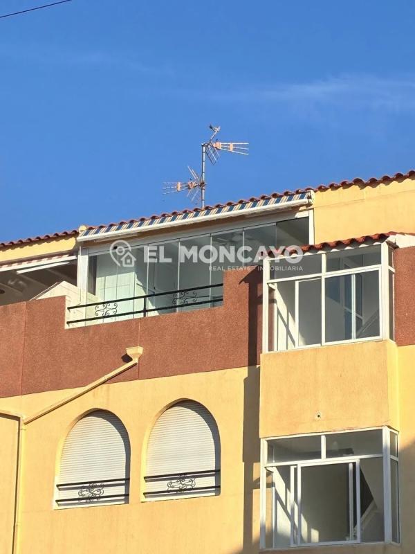 Penthouse sale in  Calle Antonio Gil, Torrevieja photo 3