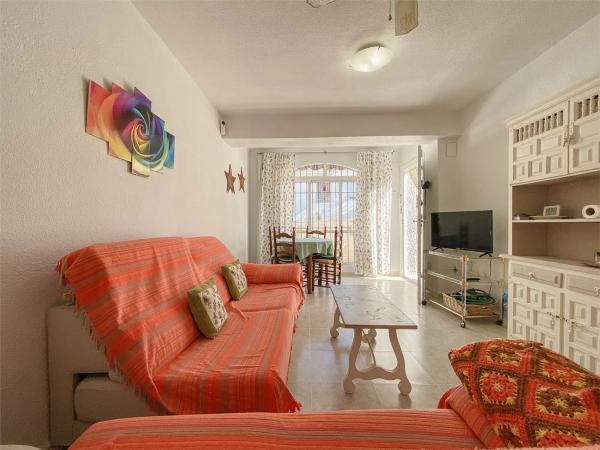 Apartment for sale in Calle Salamanca, Torrevieja thumbnail 1